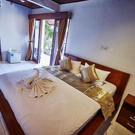 Matra Bali Guesthouse Canggu Buitenkant foto