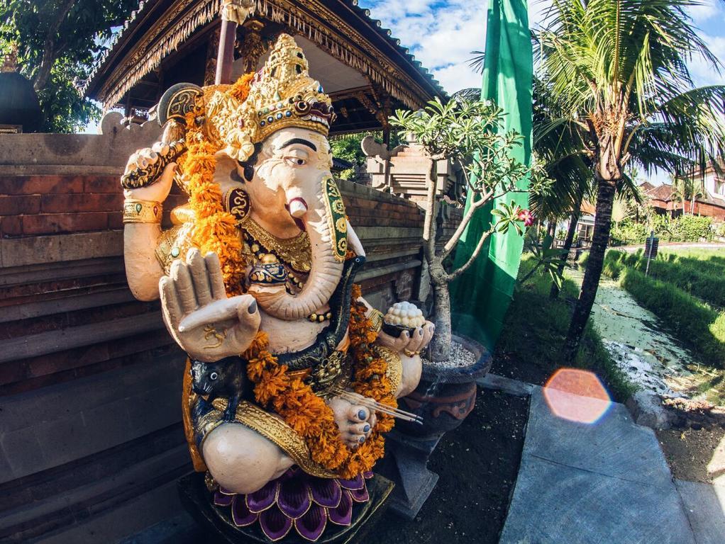 Matra Bali Guesthouse Canggu Buitenkant foto