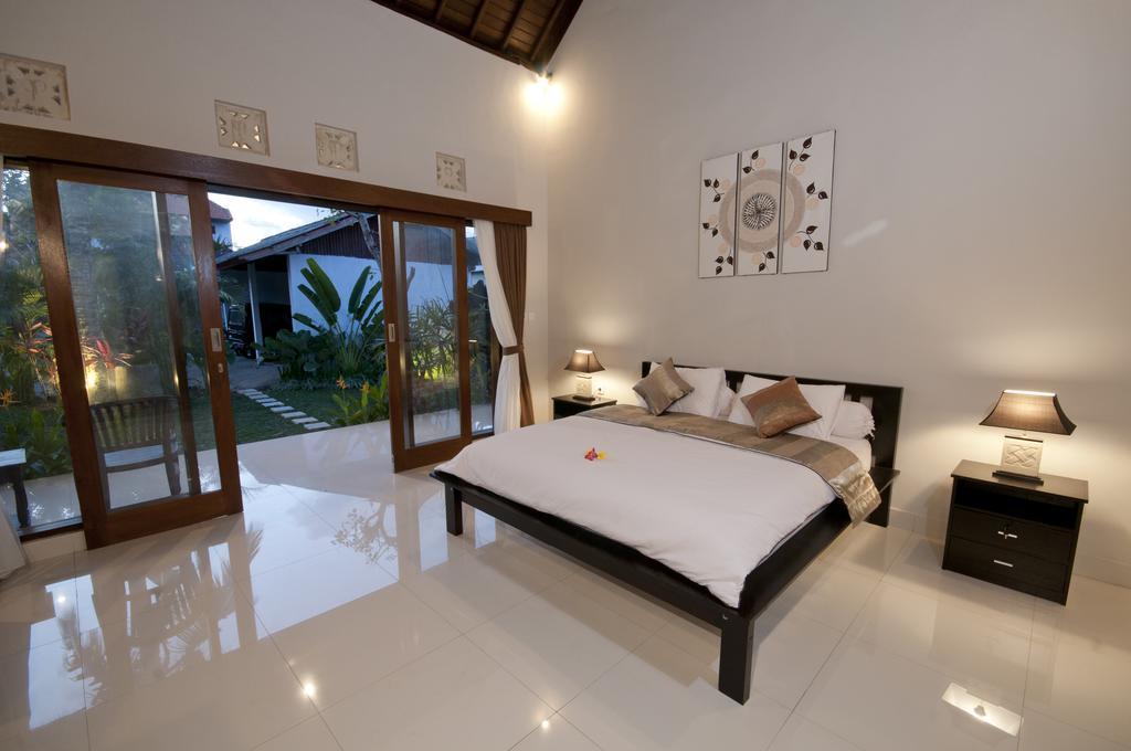 Matra Bali Guesthouse Canggu Buitenkant foto