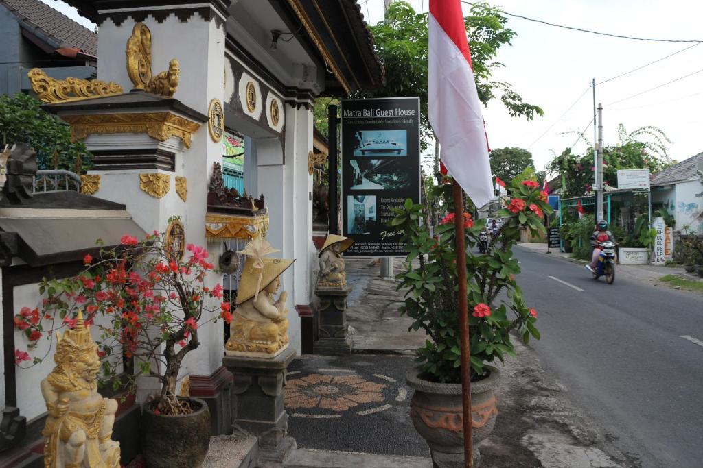 Matra Bali Guesthouse Canggu Buitenkant foto