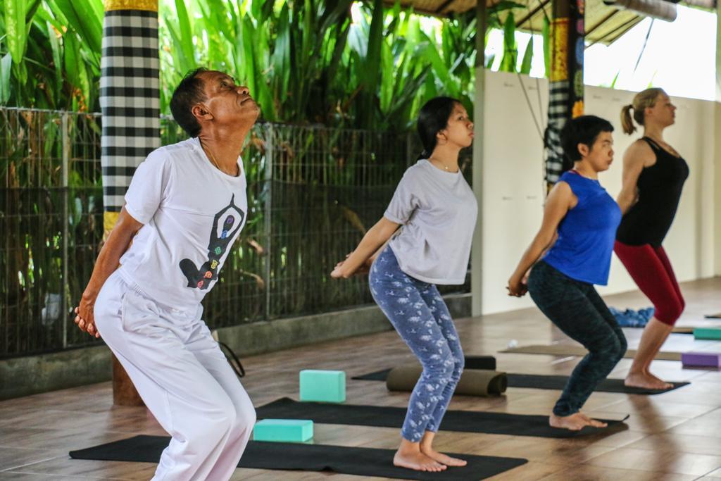 Matra Bali Guesthouse Canggu Buitenkant foto